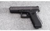 Glock ~ Model 22 ~ .40 S&W - 2 of 3