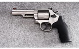 Smith & Wesson ~ 66-8 ~ .357 Magnum - 2 of 4