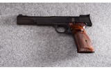 Smith & Wesson ~ Model 41 ~ .22 Long Rifle - 2 of 4