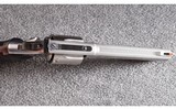 Smith & Wesson ~ 686-5 ~ .357 Magnum - 3 of 3