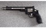 Smith & Wesson ~ 629-7 ~ .44 Magnum - 2 of 3