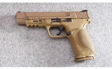 Smith & Wesson ~ M&P9 2.0 ~ 9mm Luger - 2 of 4
