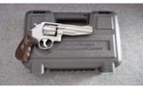 Smith & Wesson ~ 627-5 ~ .357 Magnum - 5 of 5