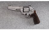 Smith & Wesson ~ 627-5 ~ .357 Magnum - 2 of 5