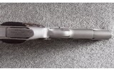 Colt ~ Government Model ~ Series 80 ~ .45 Auto - 4 of 5