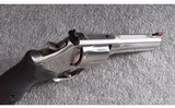 Smith & Wesson ~ 686-6 ~ .357 Magnum - 3 of 4