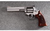 Smith & Wesson ~ 686-1 ~ .357 Magnum - 2 of 4