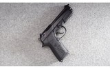 Beretta ~ 90-Two ~ .40 S&W