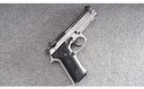 Beretta ~ 92FS Vertec ~ 9mm Luger - 1 of 4
