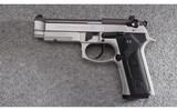 Beretta ~ 92FS Vertec ~ 9mm Luger - 2 of 4