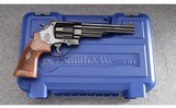 Smith & Wesson ~ 29-10 ~ .44 Magnum - 4 of 4