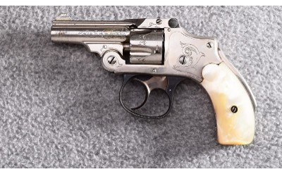 Smith & Wesson ~ .32 Safety Hammerless Second Model ~ .32 S&W