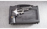 Smith & Wesson ~ Model 19-4 ~ .357 Magnum - 4 of 4