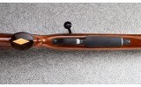 Weatherby ~ Mark V ~ .300 Weatherby Magnum - 8 of 12