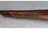 Weatherby ~ Mark V ~ .300 Weatherby Magnum - 4 of 12
