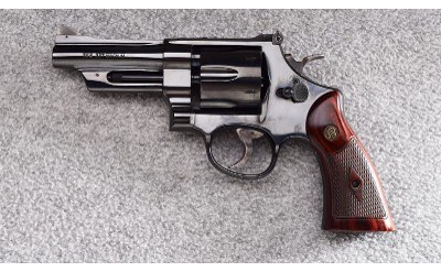 Smith & Wesson ~ 27-9 ~ .357 Magnum