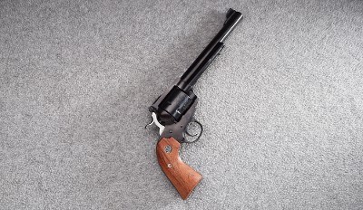 Ruger ~ New Model Super Blackhawk ~ .44 Magnum