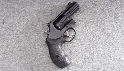 Smith & Wesson ~ 19-9 Performance Center ~ .357 Magnum