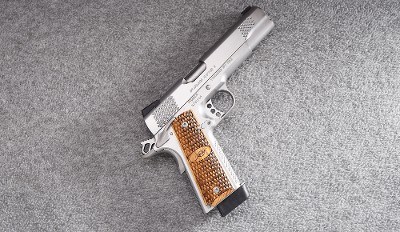 Kimber ~ Stainless Raptor ~ .45 Auto