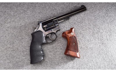 Smith & Wesson ~ Model 17 ~ .22 Long Rifle - Image 5 of 5