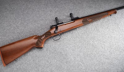 Winchester ~ Model 70 ~ .243 Winchester