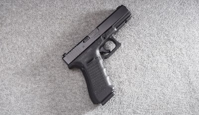 Glock
22 Gen 4
.40 S&W
