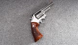 Smith & Wesson ~ 66-2 ~ .357 Magnum