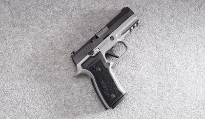 Sig Sauer ~ P320 AXG Carry ~ 9mm Luger