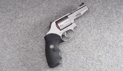 Smith & Wesson ~ 60-15 Pro Series ~ .357 Magnum