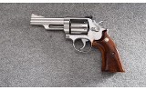 Smith & Wesson ~ 66-2 ~ .357 Magnum - 2 of 9