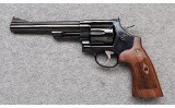 Smith and Wesson ~ 29-10 ~ .44 Magnum - 2 of 4