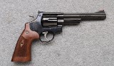 Smith and Wesson ~ 29-10 ~ .44 Magnum - 1 of 4