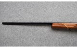 Weatherby ~ Mark V ~ .300 Magnum - 7 of 11