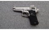 Smith and Wesson ~ 659 ~ 9mm Luger - 2 of 2