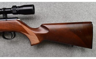 Anschutz ~ 1517 ~ .17 HMR - Image 5 of 11