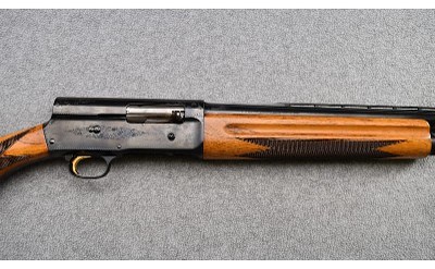 Browning ~ Light Twelve ~ 12 Gauge - Image 3 of 11