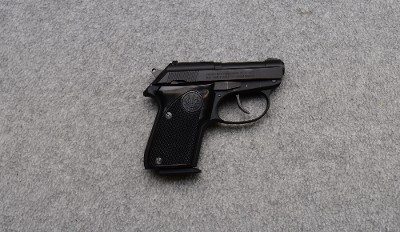 Beretta ~ 3032 Tomcat ~ .32 Auto - Image 1 of 2