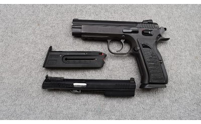 EAA ~ Witness ~ 9mm Luger with .22 Long Rifle slide - Image 2 of 2