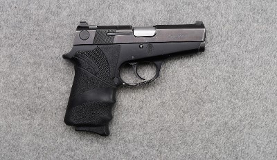 Smith & Wesson ~ 3914 ~ 9mm Luger - Image 1 of 3