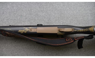 Weatherby ~ Vanguard ~ .300 Winchester Magnum - Image 8 of 11