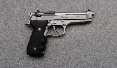 Beretta ~ 96 Brigadier ~ .40 S&W - Image 1 of 2