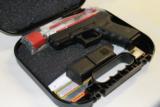 Glock 19 Gen3 Compact Pistol NIB - 2 of 9