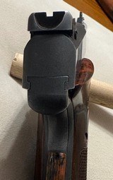 Colt Woodsman 2nd series 1949 Sport model Caliber 22 Long Rifle - 4 of 11