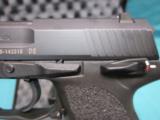 Heckler & KochUSP45V1 -DA-SA Like new in box - 4 of 6