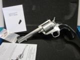 Freedom Arms Model 83 Premier.475 Linebaugh 5 1/2" ROUND BUTT New in box - 1 of 5