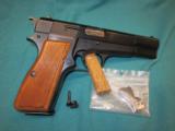 Browning Hi-Power 9mm "T" Series with pouch and manual - 2 of 5