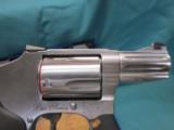 Smith & Wesson model 640 Pro seriesPerformance center .357 Mag New in box - 3 of 5