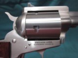 Freedom Arms Model 83 Premier .454 Casull 4 3/4" Round Butt New in box - 3 of 5