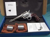 Freedom Arms Model
83 Premier Triple Cylinder
.454 Casull* .45LC* .45ACP 6" New in box - 1 of 4