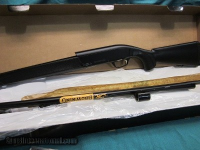 Browning Maxus 12ga. 3" Chamber Stalker 28" vent New in box